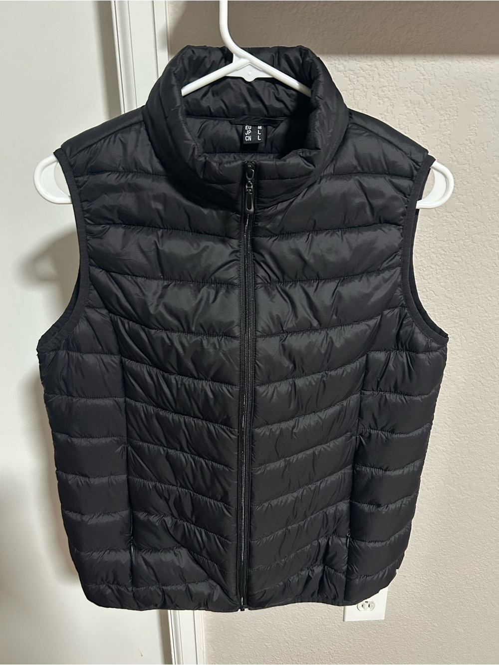 Women's Black Quilted Puffer Vest